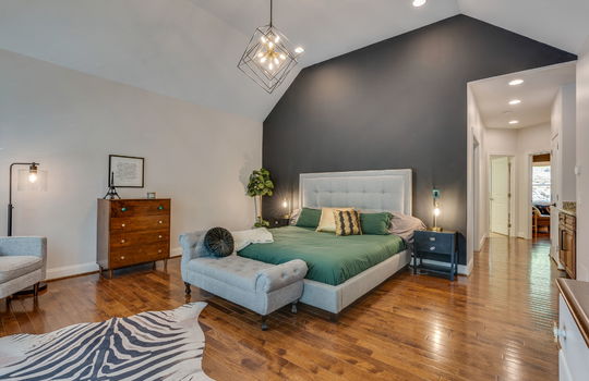 primary bedroom, primary suite, hardwood flooring, wetbar, closet, door to bathroom, door to office/nook