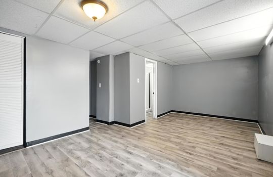 living space, luxury vinyl flooring, studio apartment for lease