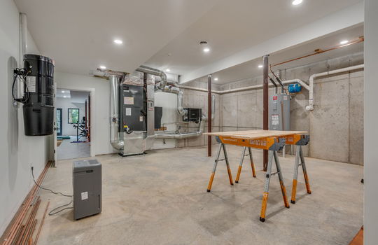 workshop, concrete flooring