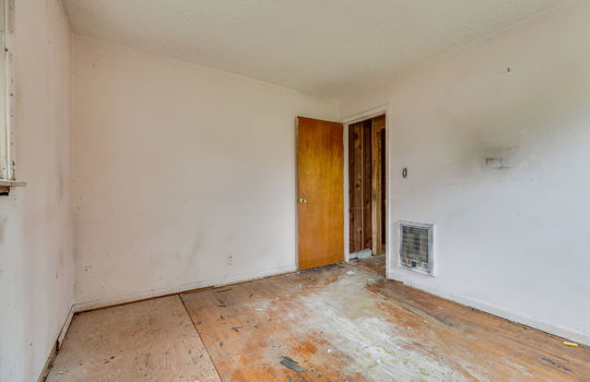 bedroom, hardwood flooring, subfloor, door, window