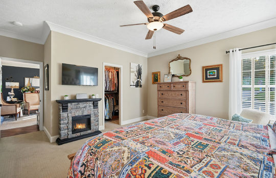 bedroom, primary bedroom, walk-in closet, ceiling fan, window, carpet