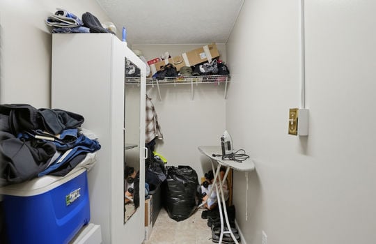 storage closet, wire shelving