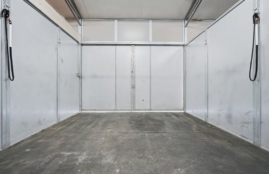 barn stall, concrete flooring