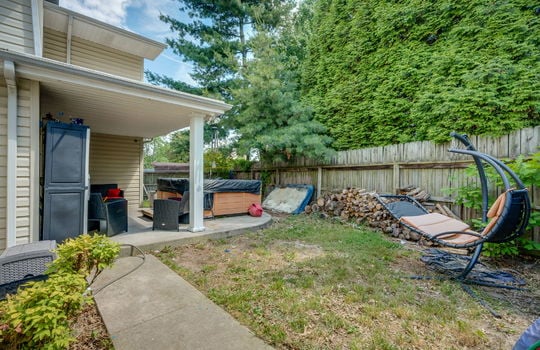 back porch, fenced yard, covered back porch