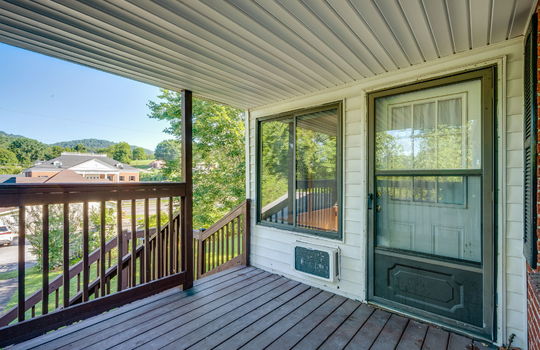 back porch, entry door, covered back porch