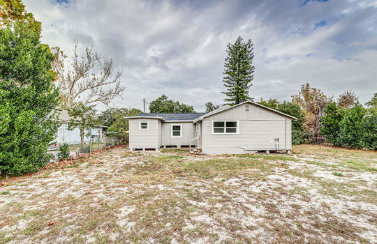 Senate Rd Exterior-6