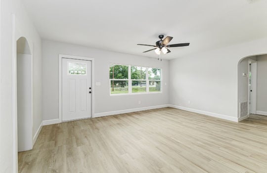 N Galloway Rd-15