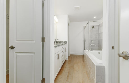 3038 Thornhill -18
