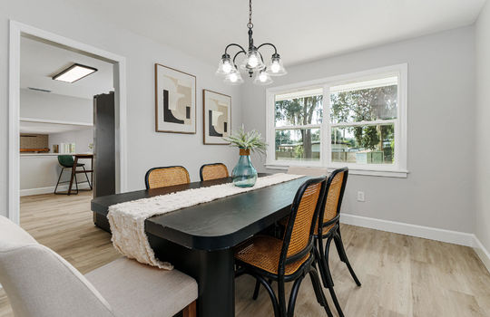 Havenwood Dr staging-5