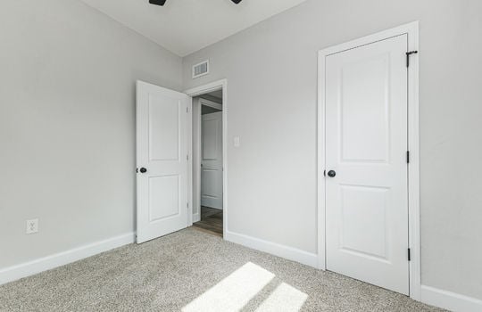 Victoria Blvd-16