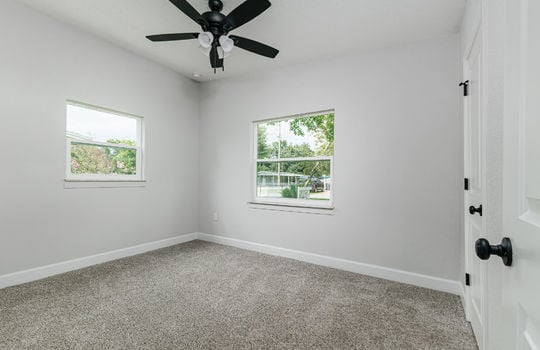 Victoria Blvd-17