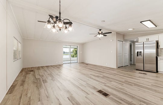 Floral Ave 306-11