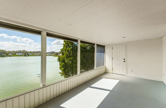 Floral Ave 306-5