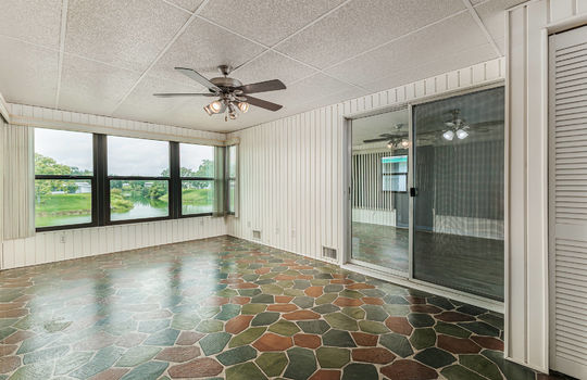 S Floral Ave-19