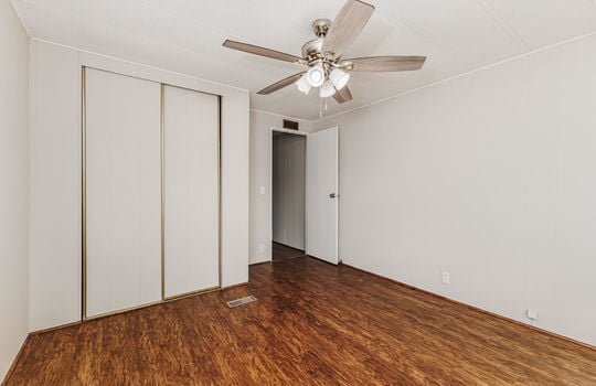 S Floral Ave-28