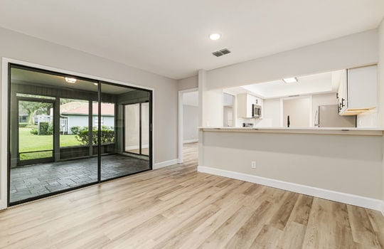 Sweetbriar Ln-10