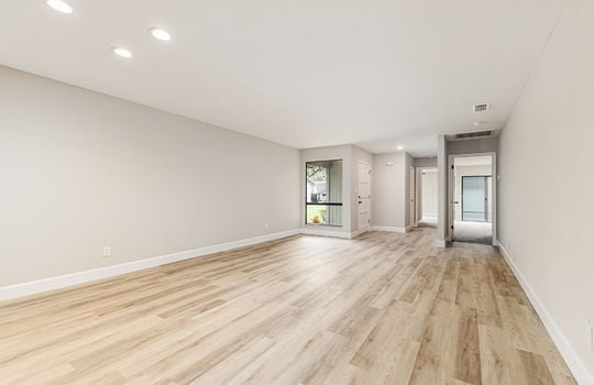 Sweetbriar Ln-8