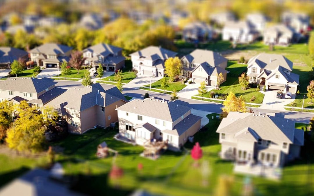 The Differences Between a Short Sale and a Foreclosure (And What They Mean for Buyers)