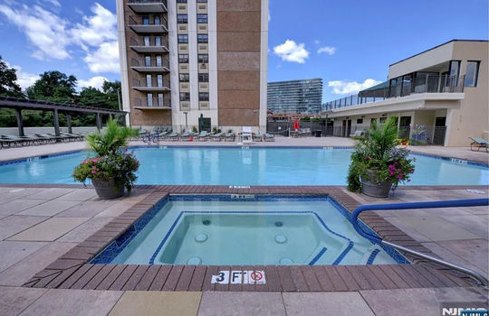 Amenities (11)