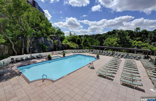 Amenities (14)