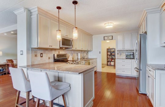 250 Gorge Rd Unit Apartment 28d Cliffside Park NJ 07010 USA-008-015-Kitchen-MLS_Size