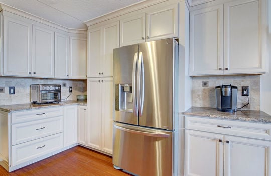 250 Gorge Rd Unit Apartment 28d Cliffside Park NJ 07010 USA-009-016-Kitchen-MLS_Size