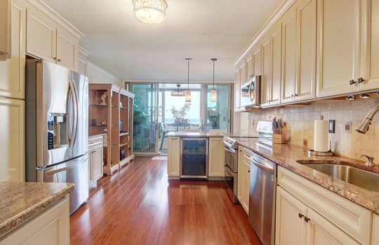 250 Gorge Rd Unit Apartment 28d Cliffside Park NJ 07010 USA-011-003-Kitchen-MLS_Size