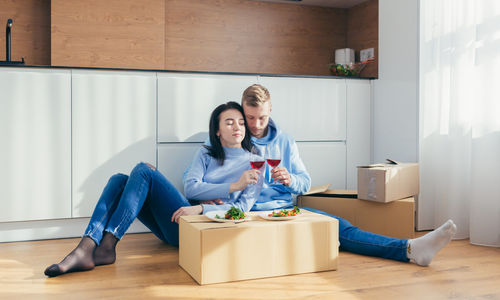 Getting Married? Here are 5 Homebuying Tips For …