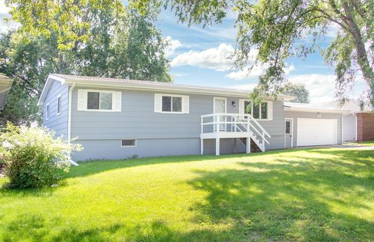 608 Eastview Sloan MLS 1