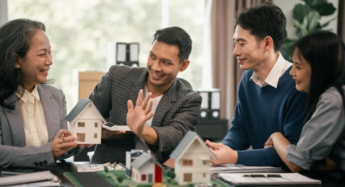 How Real Estate Teams Work