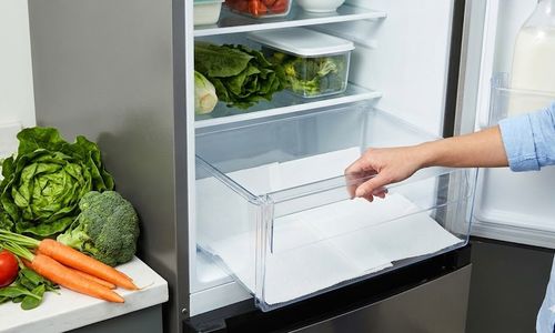 간단한 방법으로 냉장고안에 야채와 과일 오랫동안 보관하는 방법