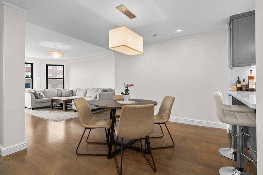 012_charlesgate01151_210