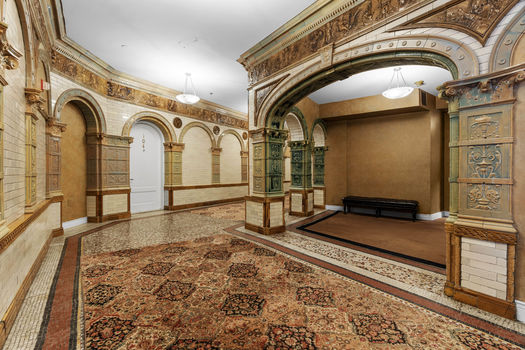 029_charlesgate01066_736