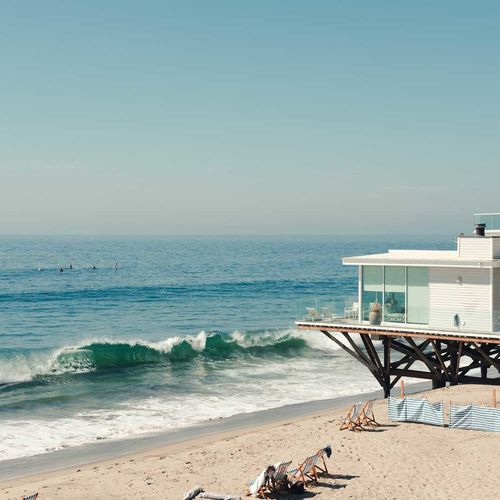 The Rhythm of the Tides: What Buyers Should Know About Surfside Beachfront Living