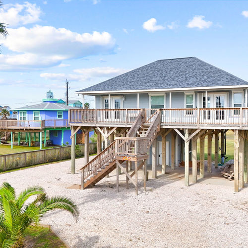 Buying a Beach House in Surfside Beach TX: A Simple Guide for Buyers