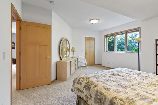 28_8942_Almquist28_mls