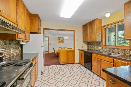 11_1460_County11_mls