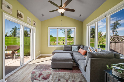 16_1005_Carriage16_mls