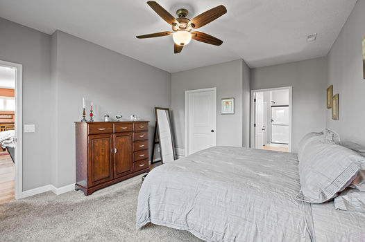 19_1005_Carriage19_mls