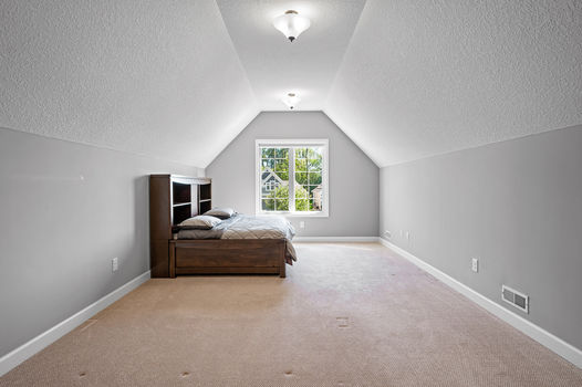 23_1005_Carriage23_mls