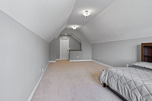 24_1005_Carriage24_mls