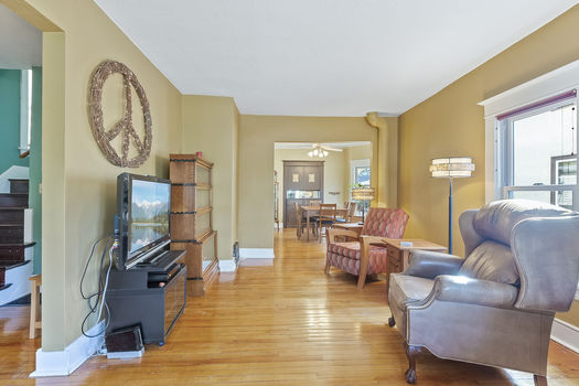 06_3213_Emerson6_mls