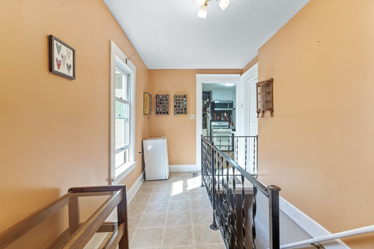 16_3213_Emerson16_mls