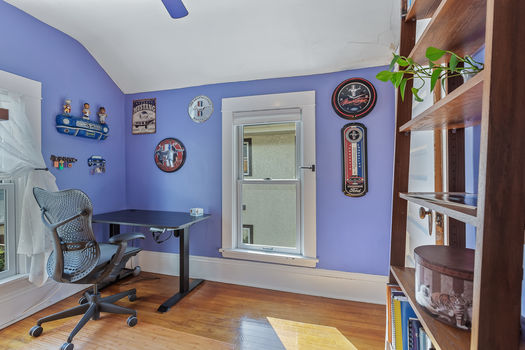 25_3213_Emerson25_mls