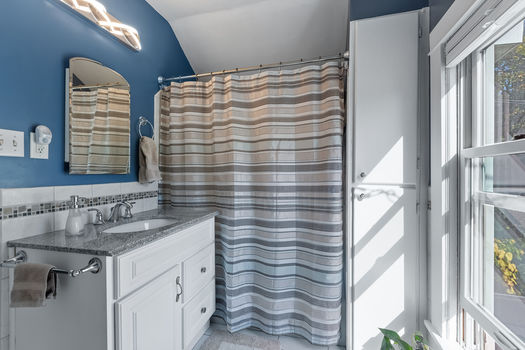 26_3213_Emerson26_mls