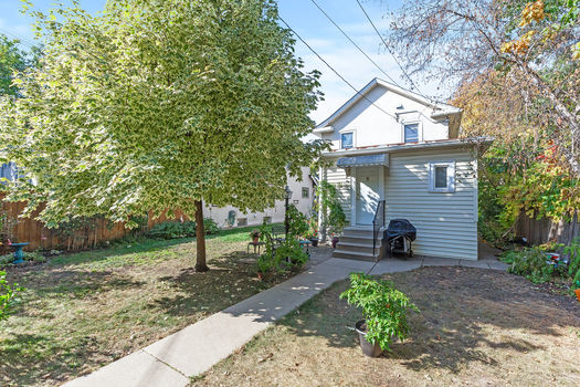 28_3213_Emerson28_mls