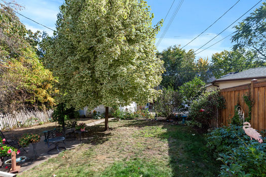 30_3213_Emerson30_mls