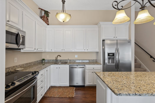 11_1081_Weston11_mls