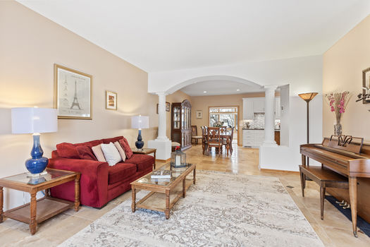 09_9654_Jonathan9_mls