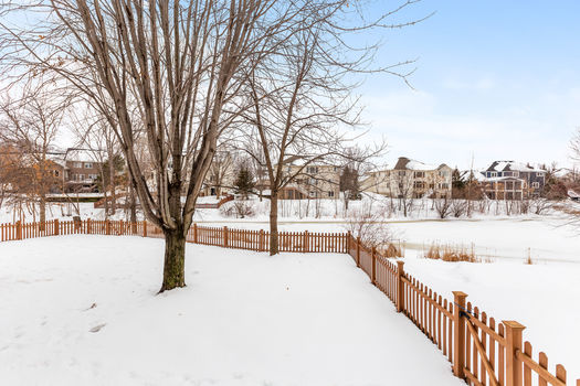 51_9654_Jonathan51_mls